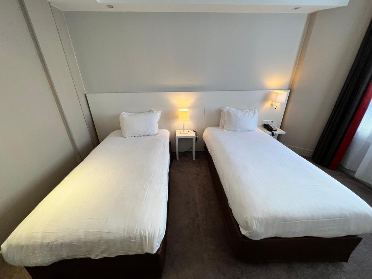 Holiday Inn Paris-Auteuil By Ihg Exterior photo