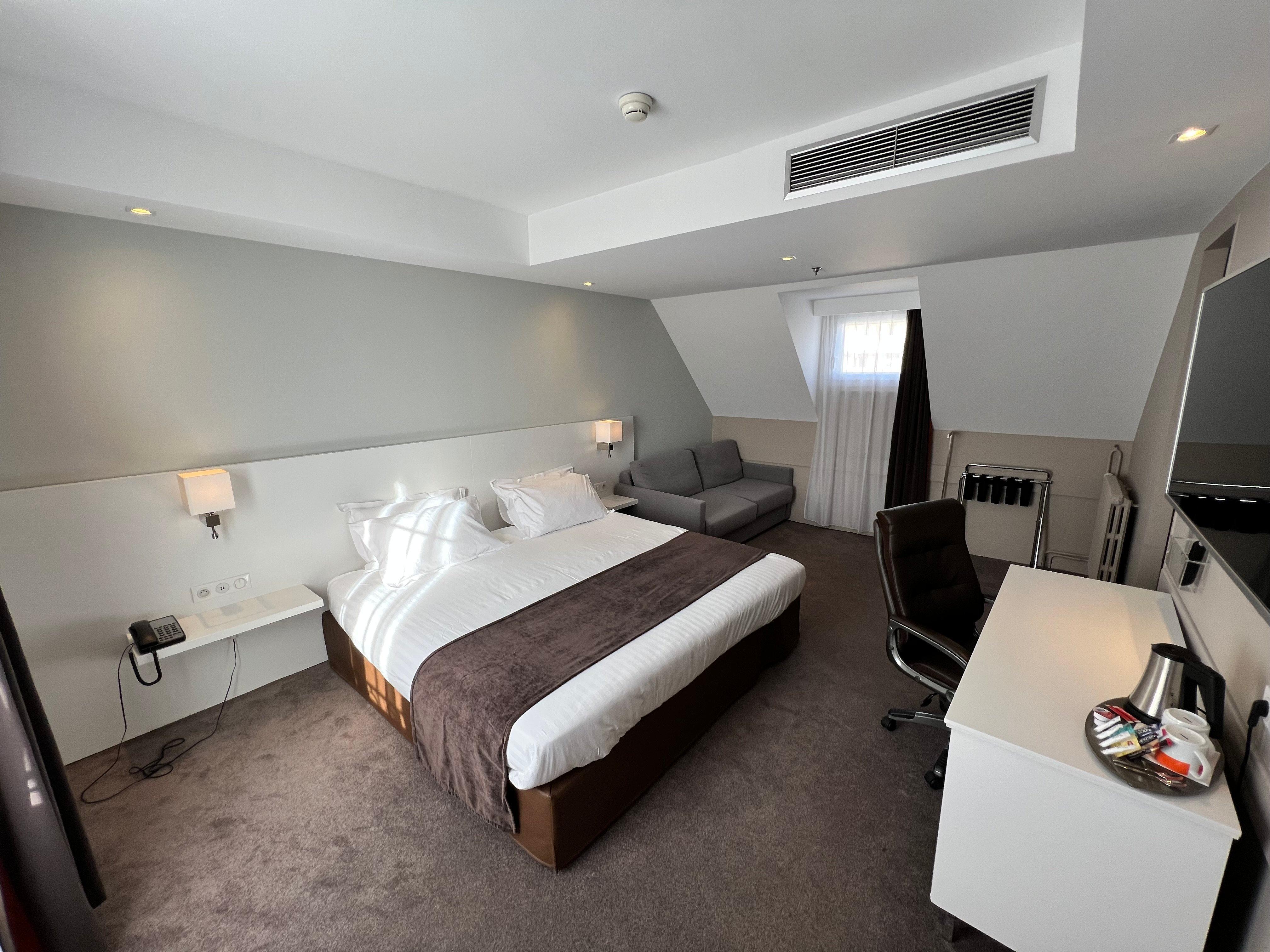 Holiday Inn Paris-Auteuil By Ihg Exterior photo