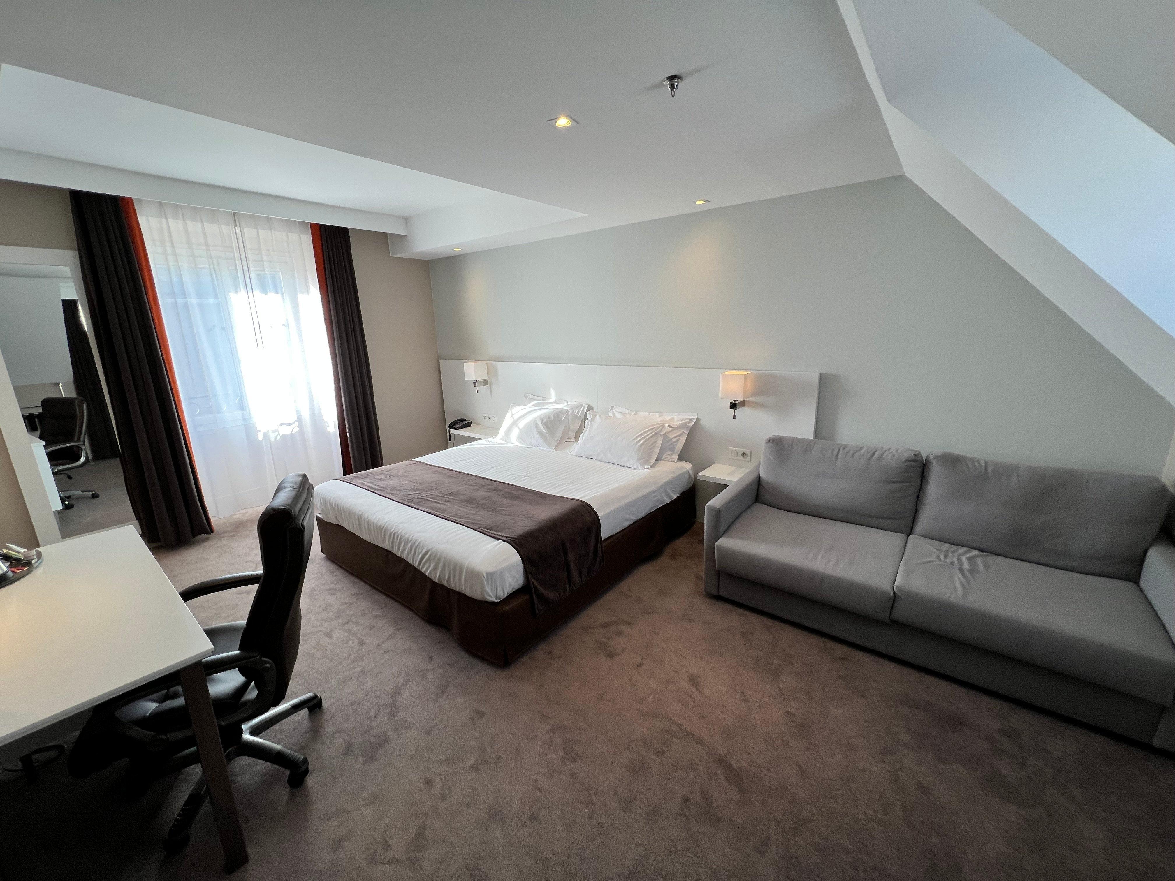 Holiday Inn Paris-Auteuil By Ihg Exterior photo